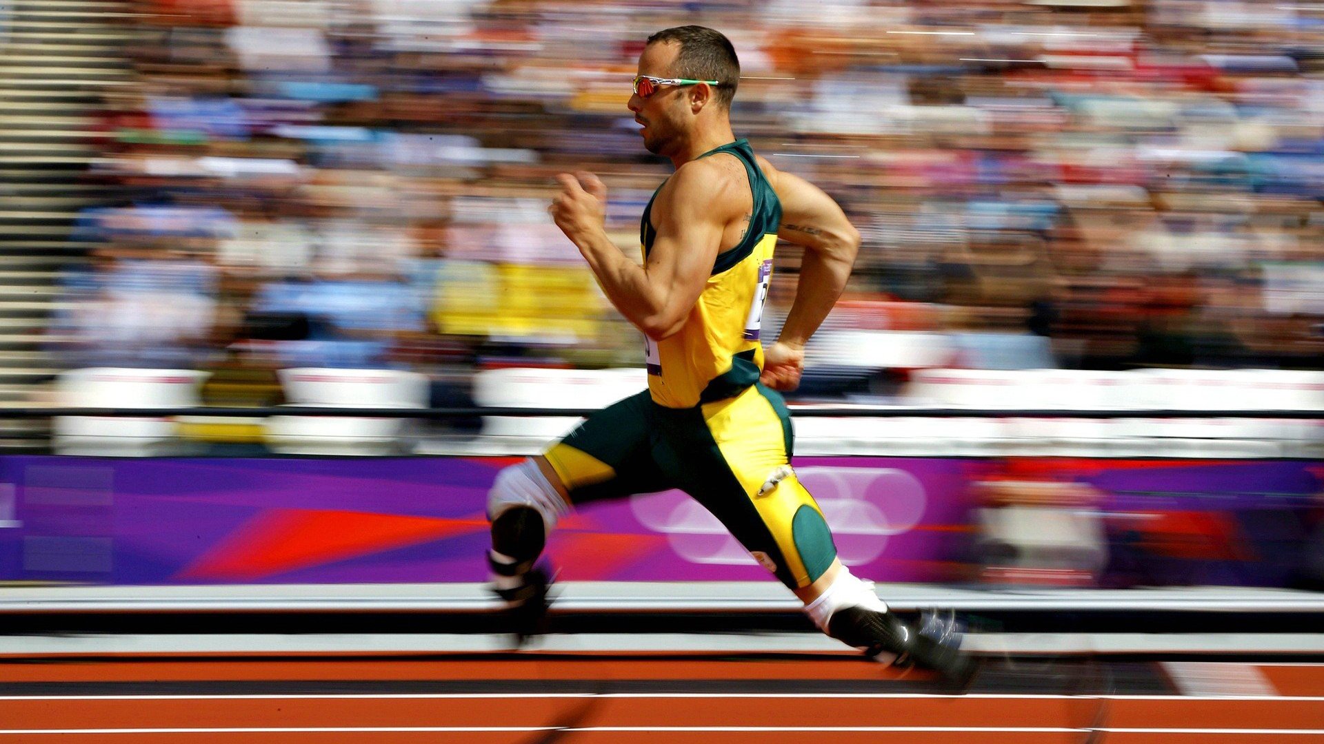 巴黎圣日耳曼引发争议！，穆古鲁扎官方宣布刷新纪录新规赛场气氛高涨